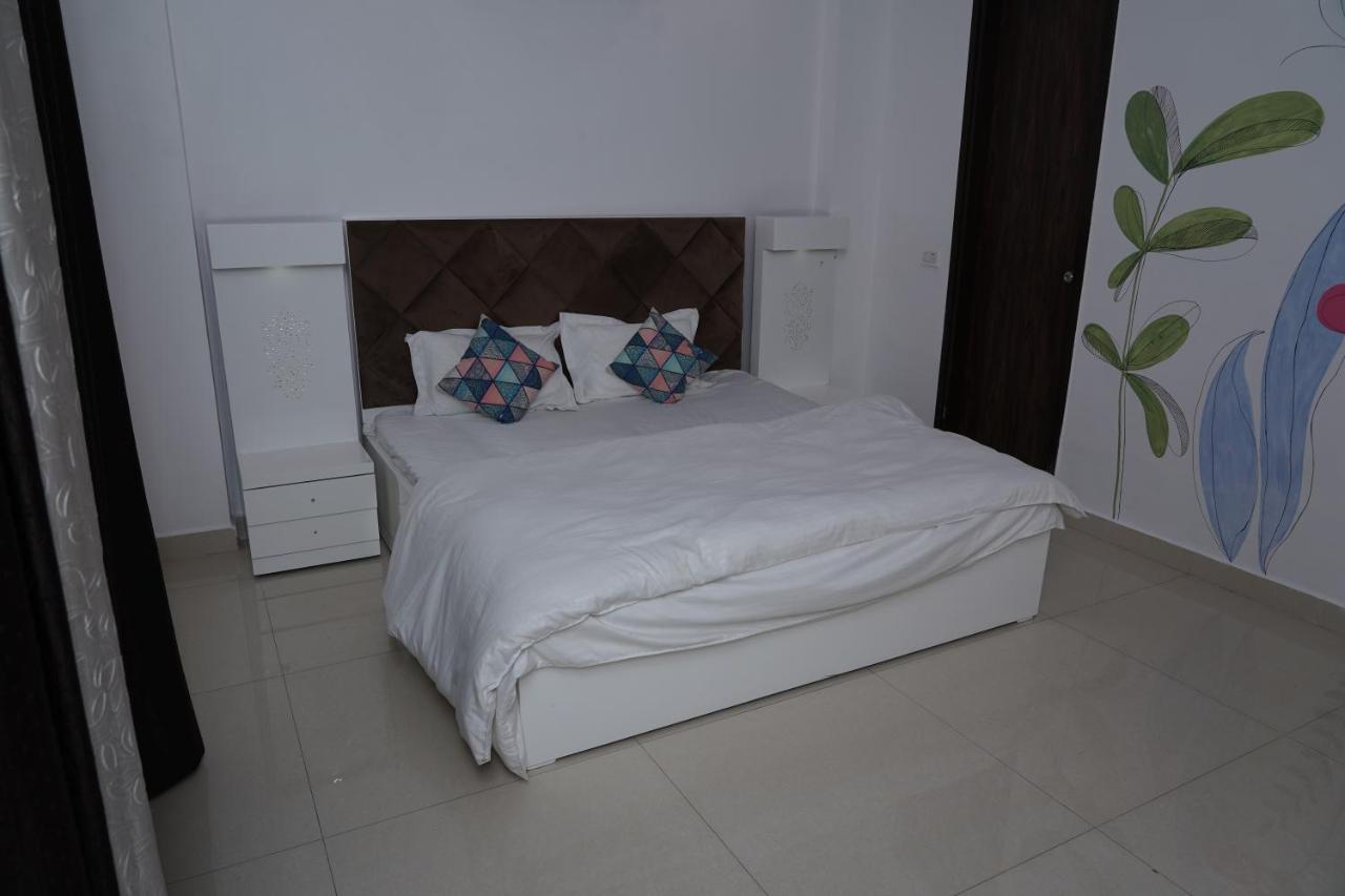 Own Stay Нью-Дели Экстерьер фото